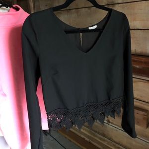 Stylish lace trim top!